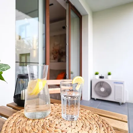 Pulse, In The Center Of Events Łódź